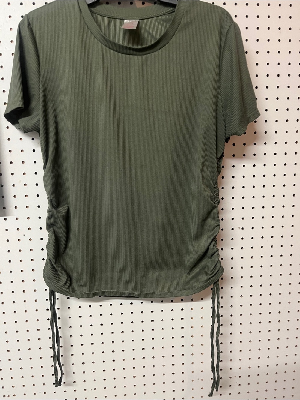No Boundaries Olive Green Side-Ruched Short Sleeve Ribbed Tee